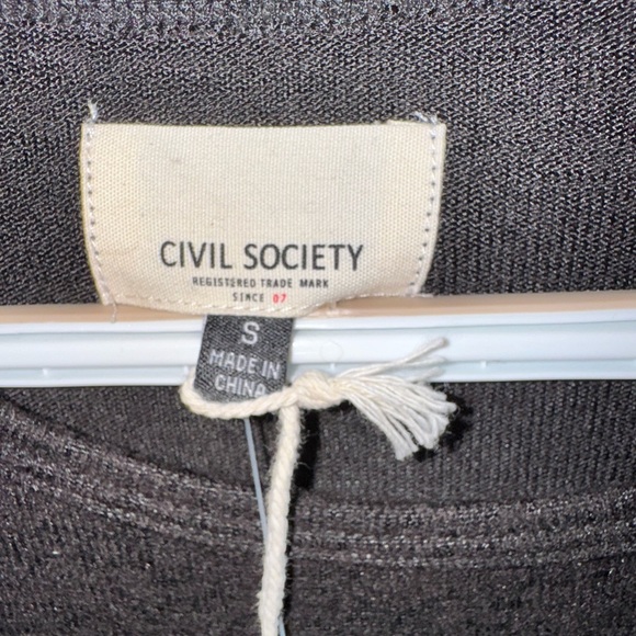 NWT Civil Society Charcoal Knit Men’s Top Size Small - Picture 2 of 7